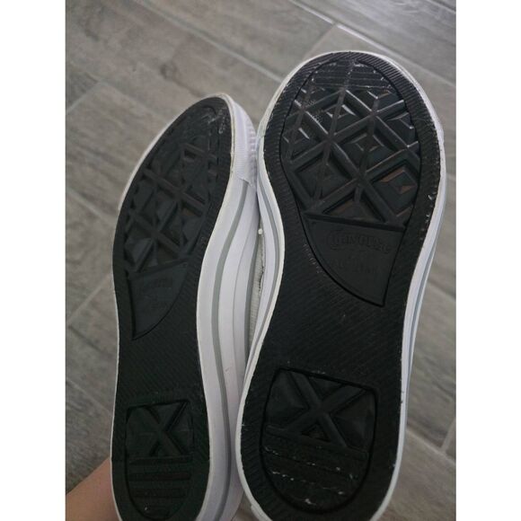 Women's Converse Chuck Taylor All Stars White Gray Textured Scrunch Back Size 6 - Picture 8 of 10
